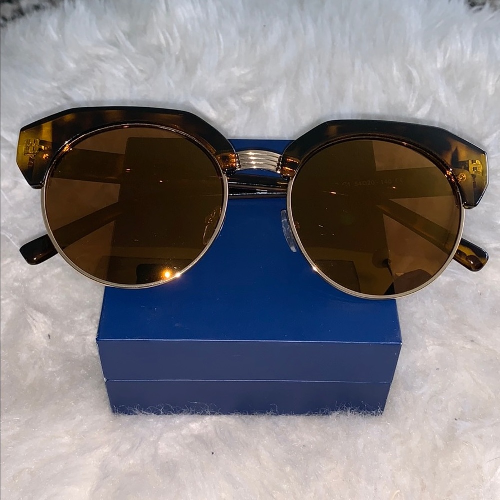Tortoise Shell Cat Eye Sunglasses